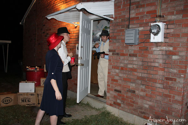 Great ideas for a 1920's Speakeasy party! @aspenjay.com