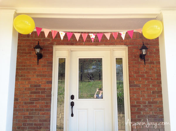 baby shower banner- so simple just out of scrapbook paper! Love it!