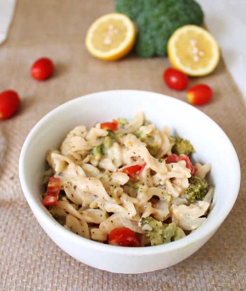 One Pot Tomato Broccoli Pasta - Aspen Jay