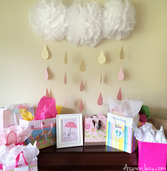 Adorable baby shower ideas! LOVE the bunny! She even gives away free printables!!! That FREE bunny guest book printable is SO cute! You definitely need to pin this one!