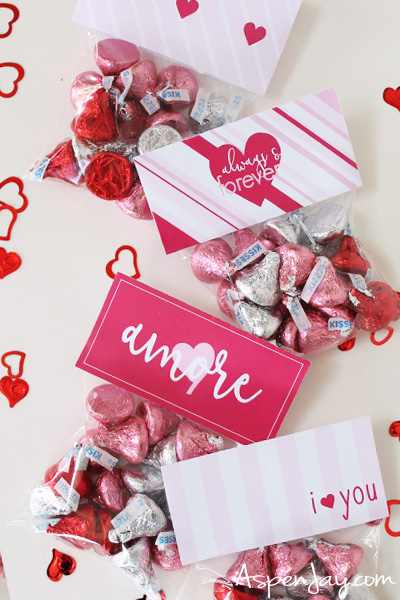 FREE printable Valentines Treat Bag Toppers.❤️ Super CUTE!!! With 4 design to choose from this is a perfect little gift for friends!