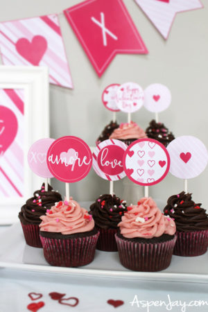 Valentine Cupcake Toppers {free instant download} - Aspen Jay