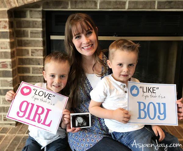 Everyone wants to know,"is the baby a boy or girl?!?" Here are a few ideas for a special yet simple gender reveal to let family and friends know more about your upcoming baby!