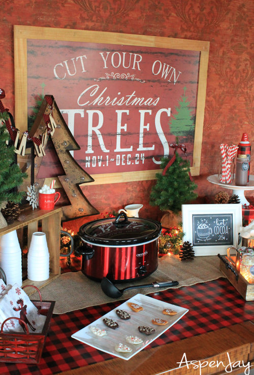 Hot Chocolate Stands for Winter Neighborhood Gatherings