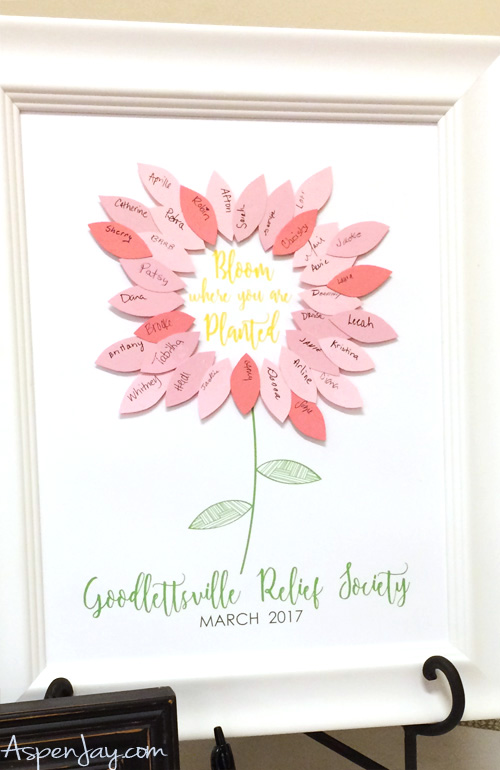 Free printable flower guest book that you can customize!!! This is perfect for a spring party! #floralguestbook #flowerguestbook #guestbook #freeguestbook
