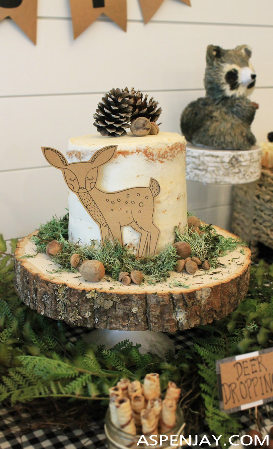 Lots of creative food ideas for a woodland themed baby shower! This woodland cake is so cute! Definitely pin! #woodlandbabyshower #babyshower #woodland