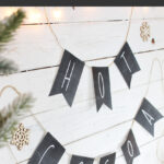 Free printable Hot Cocoa Banner - perfect touch to a hot chocolate bar!!!