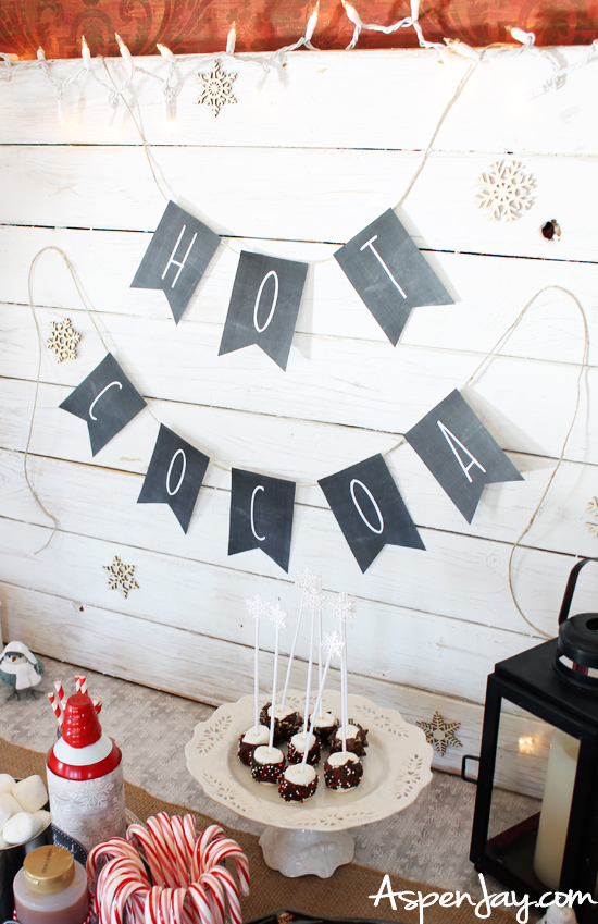Love this hot cocoa banner! And you can download it for free! #hotchocolate #freeprintable #hotchocolatebar
