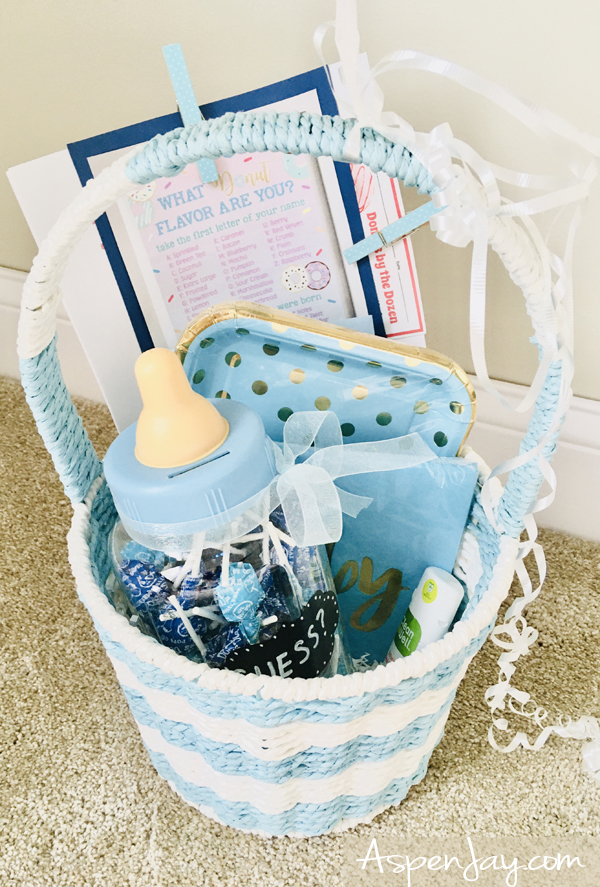 Is covid19 keeping you from showering the mama with love! Don't let it! Throw her a surprise baby sprinkle on her doorstep, complete with gifts, games, and treats! Let her know she is loved!!! #quarantinebabyshower #surprisebabysprinkle #babysprinkleideas