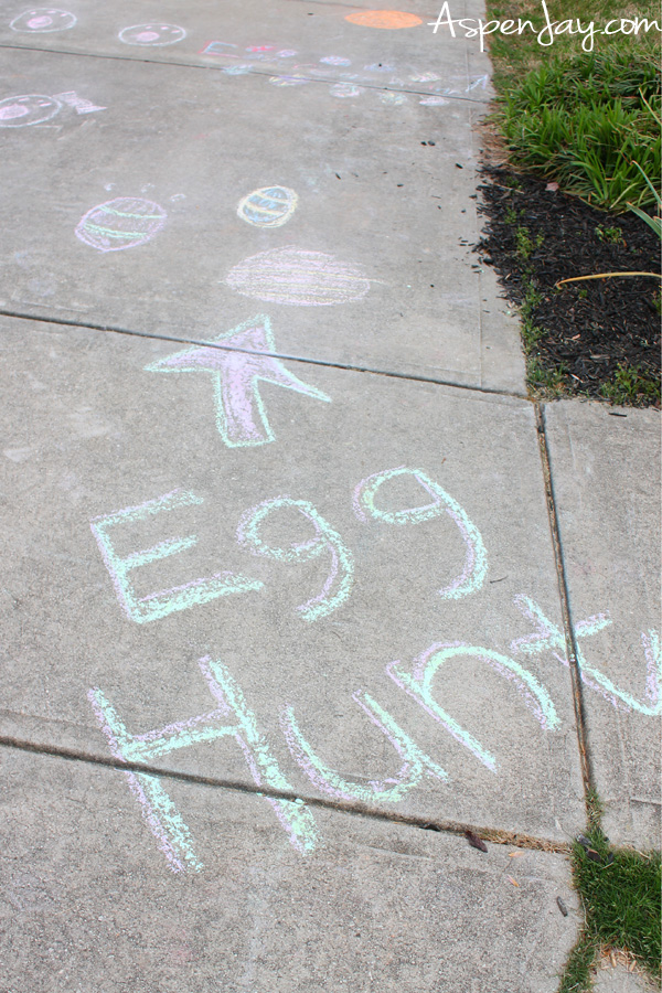 lead the way with chalk. This post is full of valuable Easter egg hunt tips to help you throw a memorable hunt! 