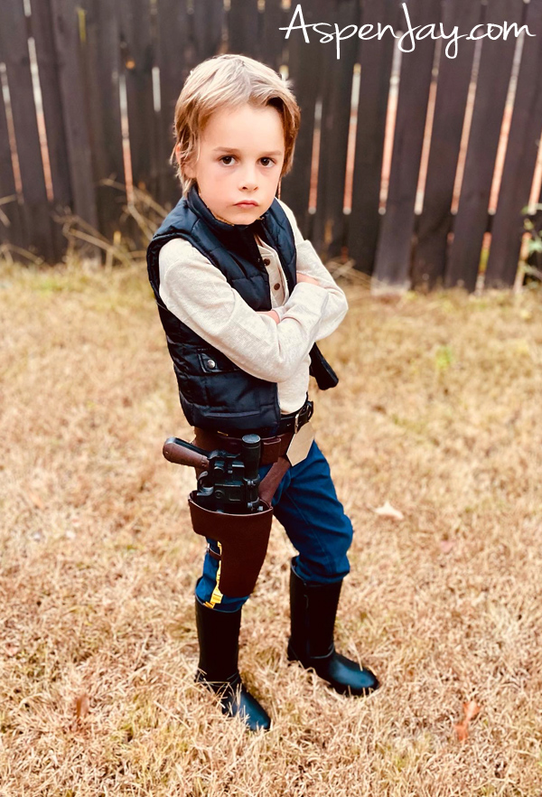 Han Solo Costume for boys. Need epic costumes ideas this Halloween? You don't need to travel to a galaxy far, far away for authentic Star Wars family costumes! 