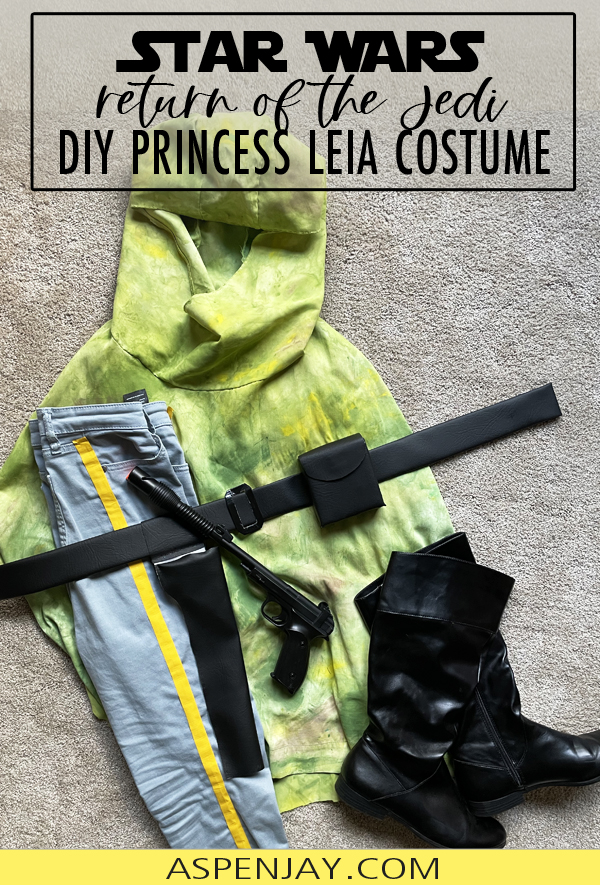 DIY Endor Princess Leia costume. Need epic costumes ideas this Halloween? You don't need to travel to a galaxy far, far away for authentic Star Wars family costumes! 