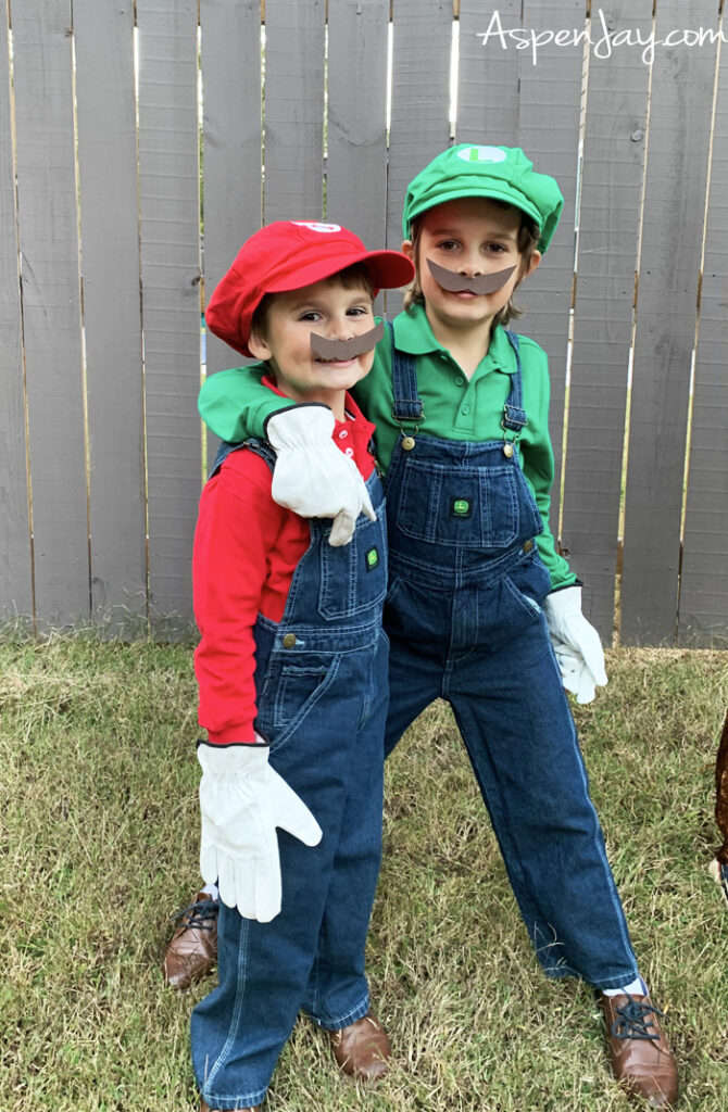 Easy DIY Super Mario Brother Family costumes that look legit! Let's-a go!