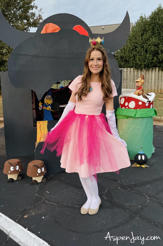 DIY Princess Peach costume from Super Mario Brothers. That's how you princess!