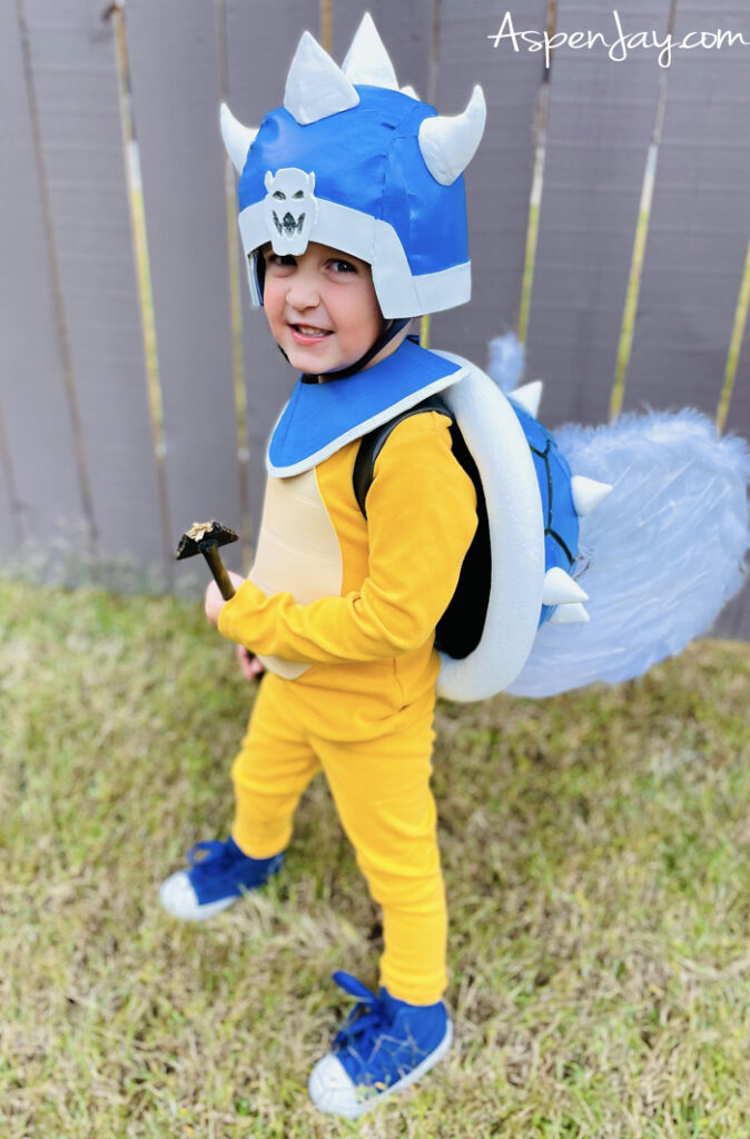 DIY Super Mario Brothers Family costumes! Koopa General Costume for kids that is EPIC! She made the helmet, breast plate, and shell from foam! Super cute! 