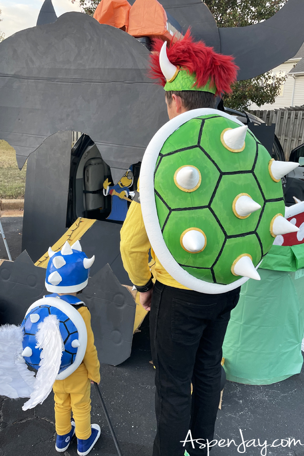 Easy DIY Super Mario Brother Family costumes that look legit! Bowser's costume is spot on! She made those shells!