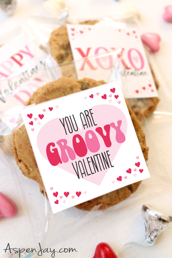 These FREE printable Valentine tags are perfect to attach to the goodies and treats your child will be handing out at school.