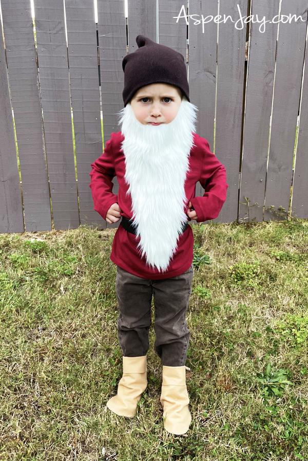 A grumpy individual dressed as Grumpy, for our Snow White and the Seven Dwarfs Family Costumes