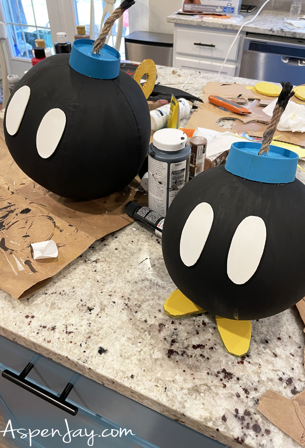 How to make Bob-ombs for Super Mario Trunk for Halloween! All materials listed