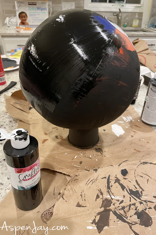 How to make Bob-ombs for Super Mario Trunk for Halloween! 